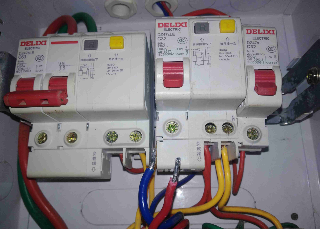 解決電路跳閘的注意事項.png 解決電路跳閘的注意事項.png