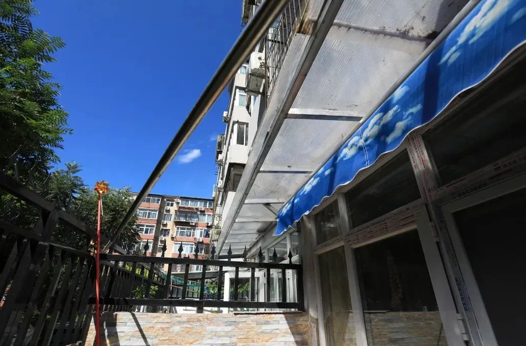 樓頂遮陽棚屬于違建嗎.png 樓頂遮陽棚屬于違建嗎.png