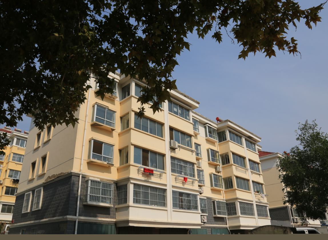 “小產權房”與“三產用地”的區別.png “小產權房”與“三產用地”的區別.png